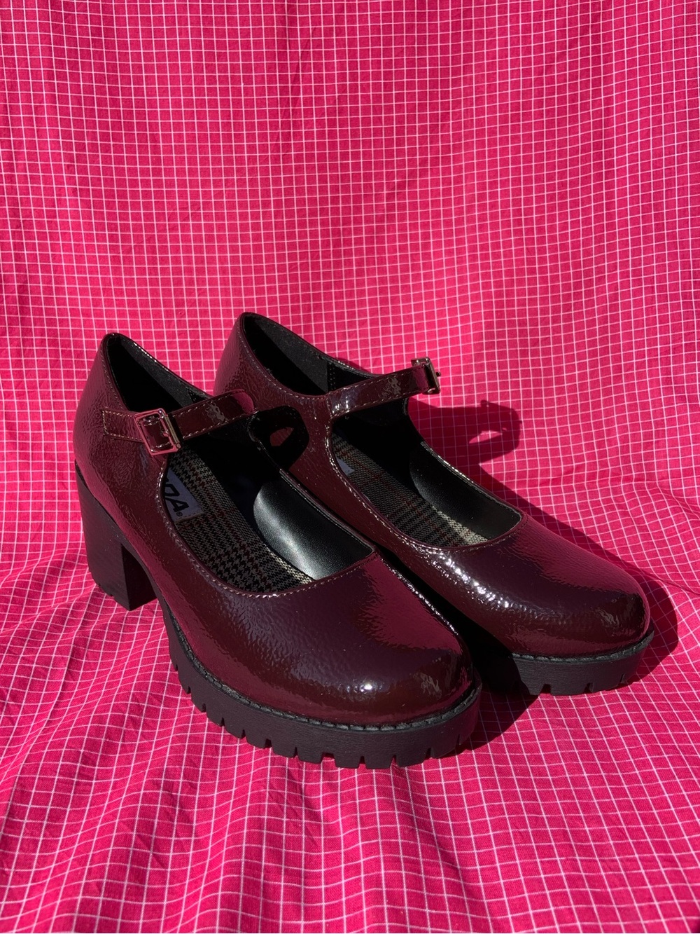 Soda Brand Burgundy Mary Jane Chunky Heels - NWOT - Women’s 7 US